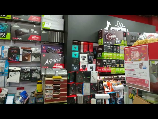 Buying a Capture Card While Viewing RX 6750 GPUs in Stock