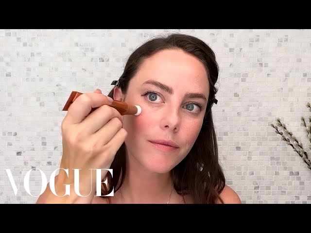 The Gentlemen's Kaya Scodelario on Her “Skins” Eyeliner Trick | Beauty Secrets | Vogue