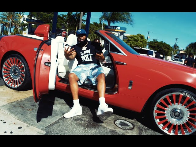 Gucci Mane & BigWalkDog - Poppin [Official Video]