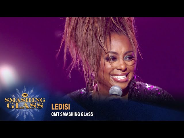 Ledisi Performs "New Attitude" by Patti LaBelle | CMT Smashing Glass
