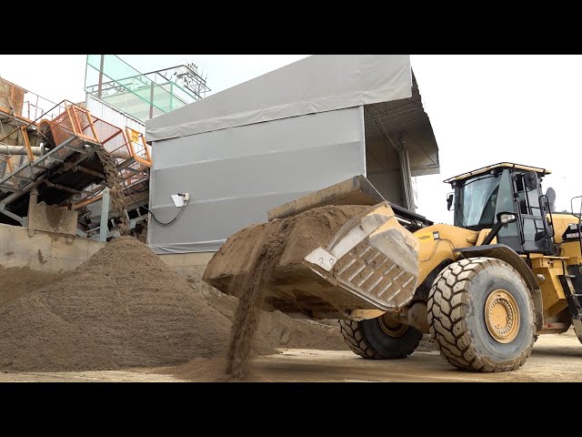 Amazing Mass Production Process of Ready Mixed Concrete in Korea Concrete Factory.