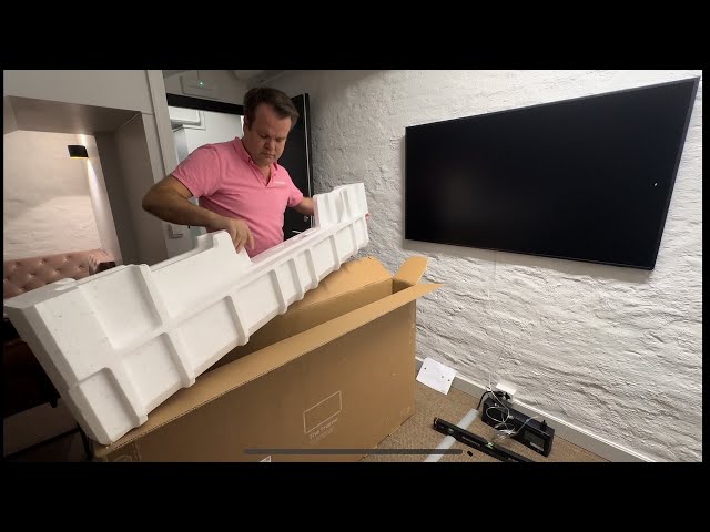 2023 55" Samsung the frame unboxing and wall mounting