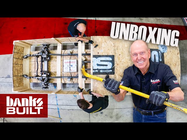 Gale UNBOXES LokJaw's new chassis! | Banks Built Ep 15