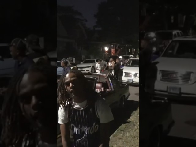 CHICAGO GANG BLOCK PARTY IN ENGLEWOOD HOOD