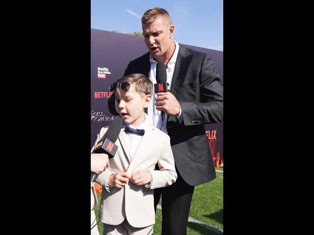 Gronk Spike, inspirational advice, and a huge dude being nice! #TomBradyRoast #RecessTherapy