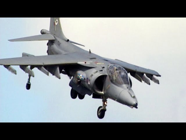 Harrier Jump Jet - Vertical Flight