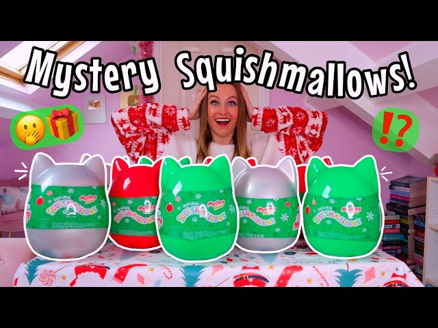 UNBOXING THE NEW *GIANT* MYSTERY CHRISTMAS SQUISHMALLOWS!!😍🎁⁉️(RARE CRYSTAL TREE HUNT!!🫢🎄💎)