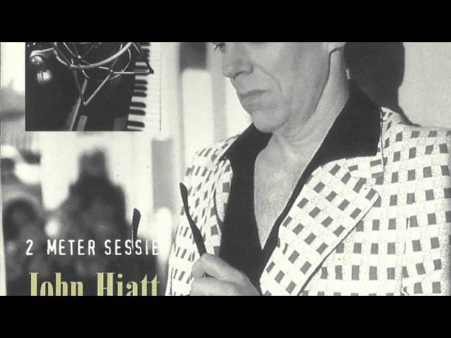 John Hiatt: "Walk On (Acoustic Version)" (from "Pirate Radio" EP)