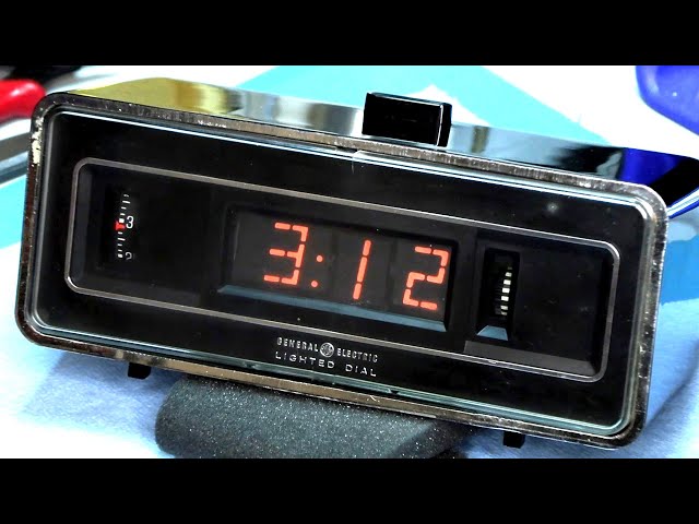 1975 GE Clock With A Display Twist