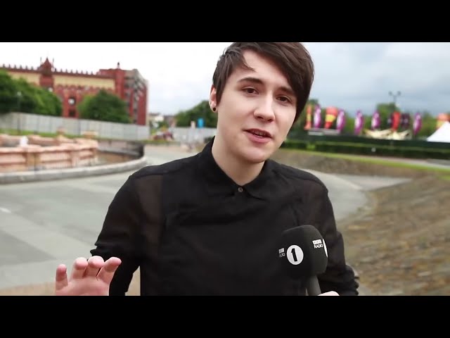 Daniel Howell singing "Rather Be" by Clean Bandit (HD)