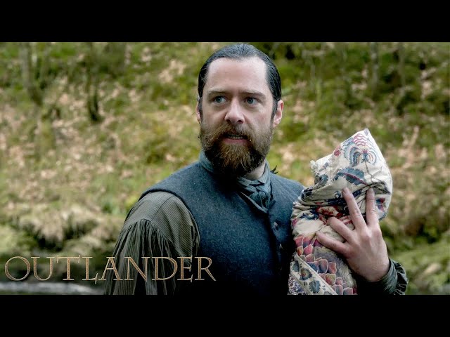 Outlander | Roger Saves Henri-Christian From The River