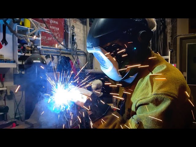 Adam Savage's One Day Builds: Lathe Tailstock Repair!