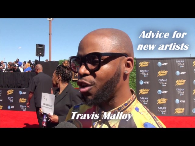 Travis Malloy giving great advice to up and coming artists