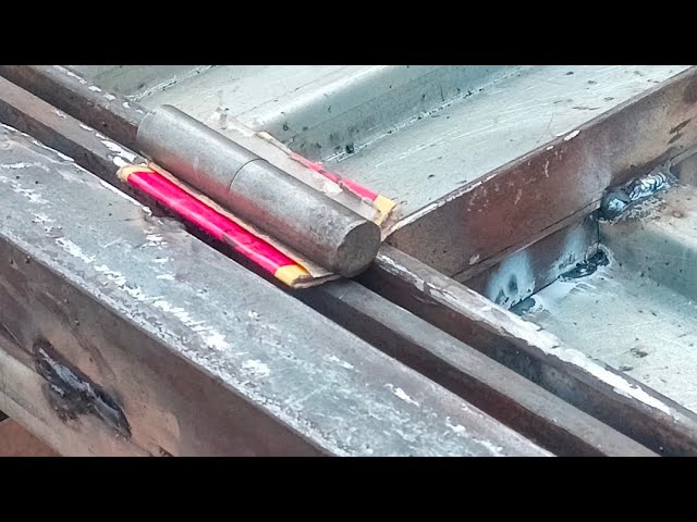 how to install iron door hinges | how to weld hinges with iron door | the secret of welding hinges