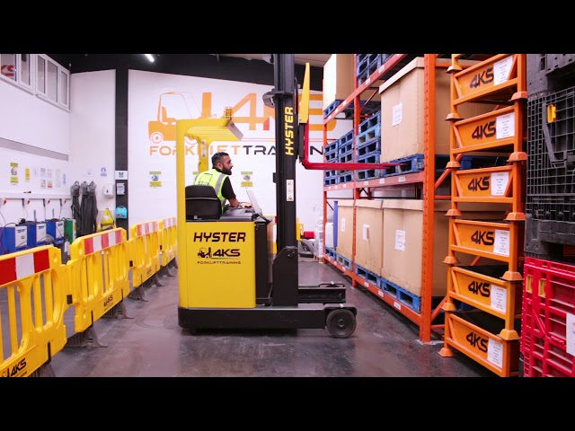 Reach Truck Training | How to De-stack at Eye Level | 4KS Forklift Training