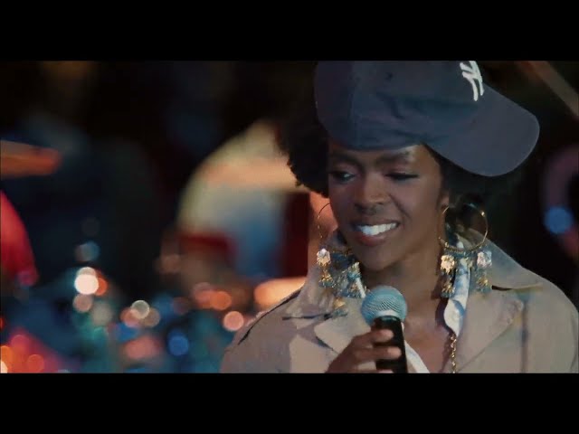 Lauryn Hill - Killing Me Softly (Live @ Dave Chappelle's Block Party)