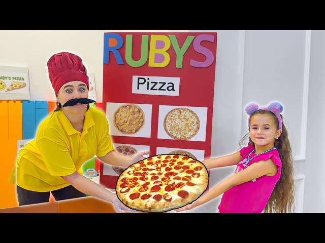 Ruby and Bonnie Play Pizza Drive Thru Restaurant and make the best Pizza