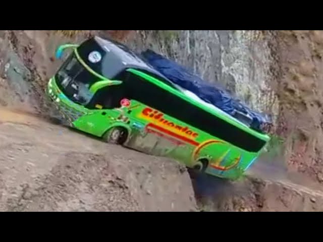Dangerous Idiots Fastest Dump Truck, Bus & Tractor Heavy Equipment Fails Climbing & Stuck in Mud