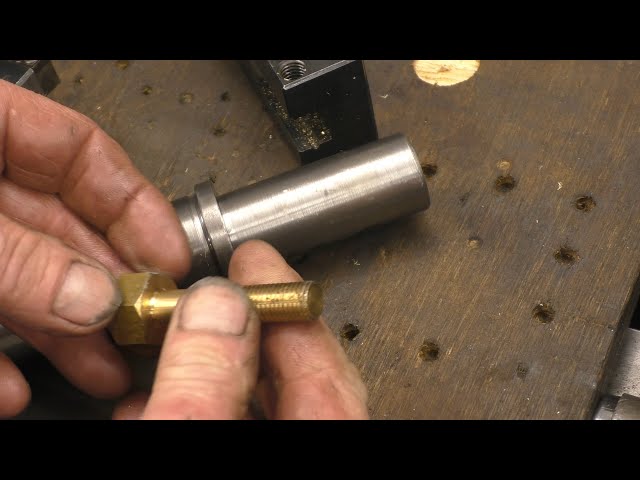 Lathe Tutorial P5 . Machining To A Shoulder  (THERE IS NO PART 4)