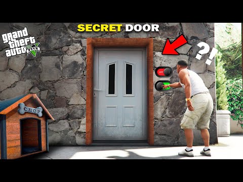 SECRET DOOR