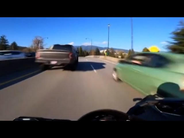 Motorcyclist speeding 234 km/h across busy Vancouver bridge under investigation