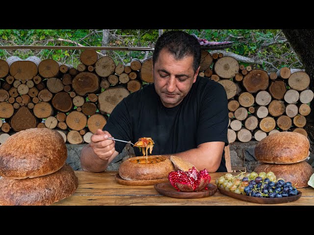 Ukrainian Borscht in bread instead of a plate! A dish that absolutely everyone knows