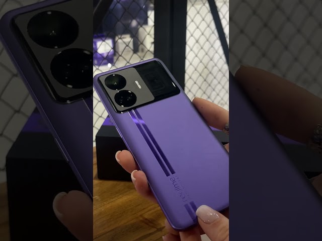 Фиолетовый красавчик 💜 Кто знаком с этим смартфоном?