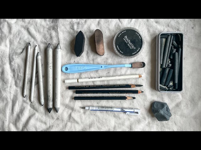 Everything I use for charcoal drawing (+ tips for beginners)