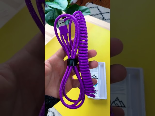 Unboxing Asceny’s Custom Coiled Cables!