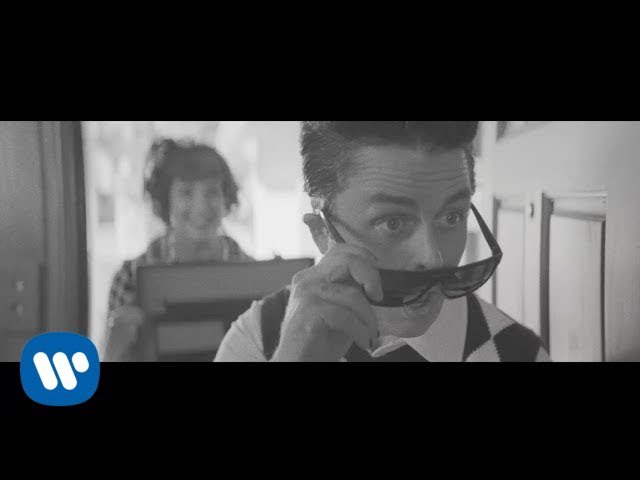Green Day - Back In The USA (Official Music Video)