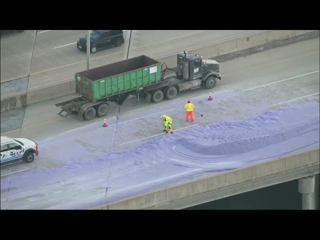 Salt truck overturns on Chicago-area tollway