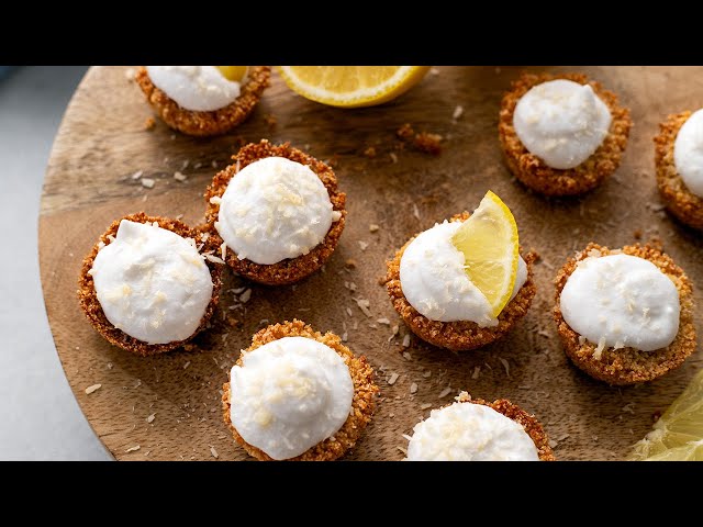 Keto Lemon Mini Cookie Cups [Low-Carb Stuffed Cookies]