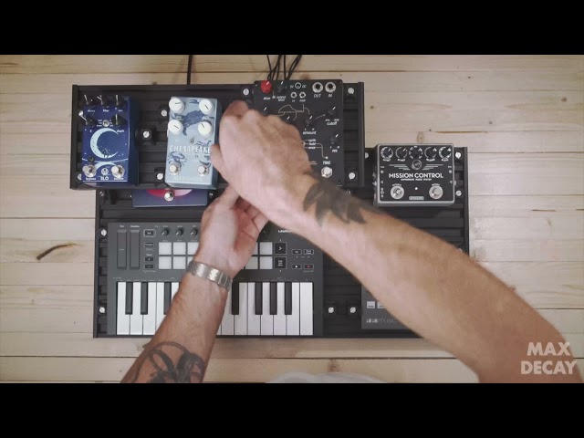 How to set up an Aclam Pedalboard – Mini synth and sampler rig