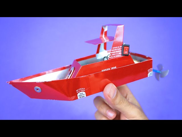 Making an Amazing Mini Motorboat with Soda Cans