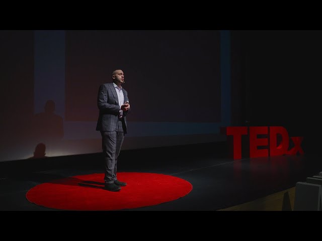 كيف يمكن أن نغير العالم | محمد الشاكر | TEDxAlWeibdeh