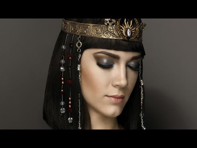 Weird Things You Didn't Know About Cleopatra