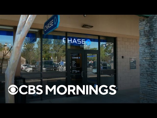 Chase bank blames woman for not protecting her account after scammers stole $160,000