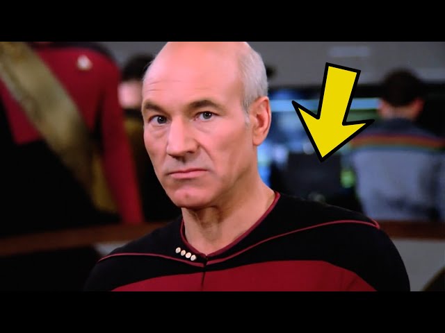 10 Times Star Trek Accidentally Filmed Things You Weren't Meant To See