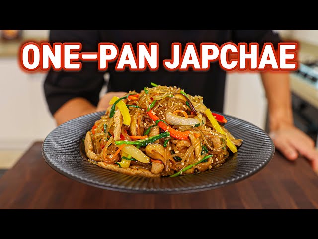 15 MINUTES One Pan Japchae Recipe! (Korean Glass Noodles)