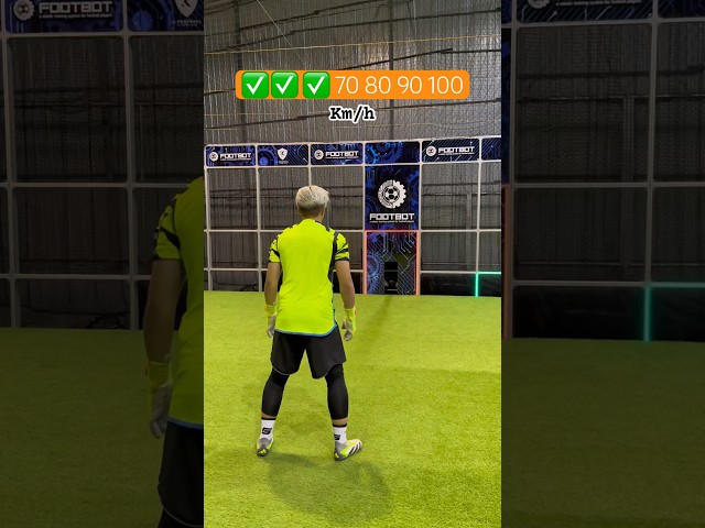 Goalkeeper's Ball Catch Challenge: The Thrilling 100 km/h Finale😳#footbot #grip