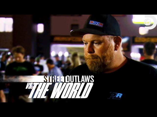 Neck-and-Neck Race: Scott Taylor vs. Simon Kryger | Street Outlaws vs. The World | Discovery