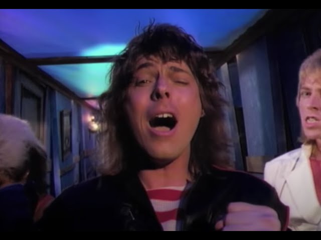 Dokken - Breaking The Chains (Official Music Video)