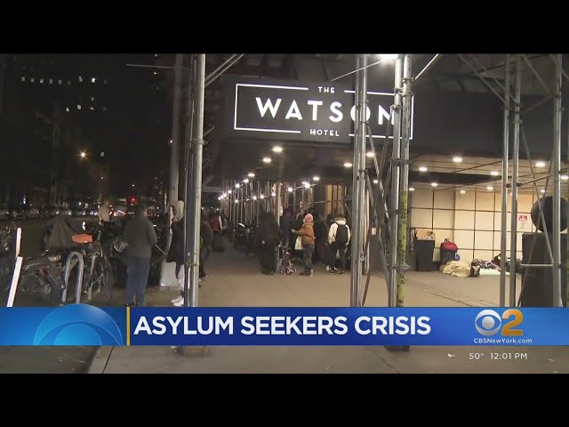 Migrants refuse to leave Manhattan hotel for Brooklyn shelter
