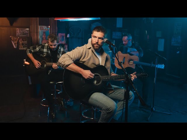 Chris Lane - Way To Go Girl (Acoustic Video)