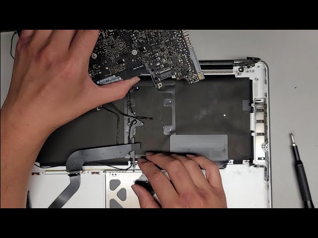 13" Inch MacBook Pro Mid 2012 A1278 Complete Disassembly Speakers Replaced Replacement Repair
