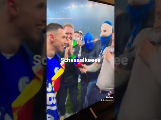 Dirk wird entführt von Schalke Ultras 😂💙🤍