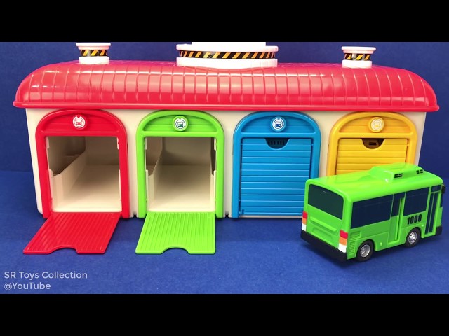 Tayo the Little Bus Parking Garage Playset with Surprise Eggs