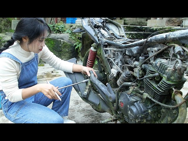 💡Genius Girl Spent 10 Days Successfully Repairing A Scrapped Motorcycle Covered In Moss! | Linguoer