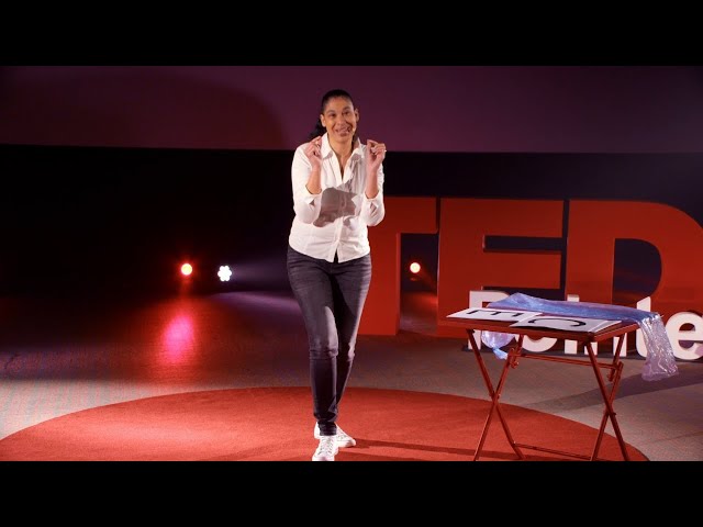 Les super-héros de la pédagogie | Johanna GREGO | TEDxPointeaPitre