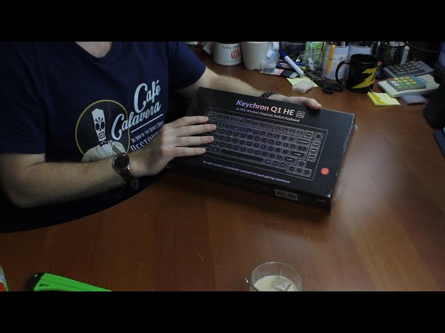 Unboxing a Keychron Q1 HE keyboard!